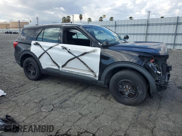 2020 Ford Police Interceptor Utility z VIN 1FM5K8AW9LGB43845, wystawiony jako Copart lot #48149205 z przebiegiem Nie podano mil oraz Czysty tytuł • Clean title. Historia ofert i sprzedaży dostępna na DreamBid. Obrazek 4.