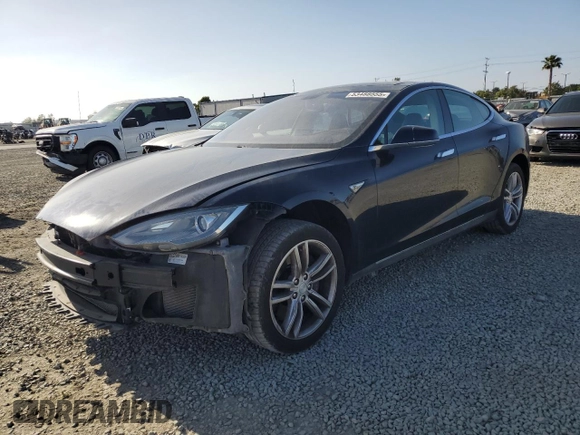 2013 Tesla Model S with VIN 5YJSA1CN4DFP20315, listed as a Copart auction lot 53488555 with 156,993 mi miles and Clean Title. Bid and sale history available at carsss.com. Image 1.