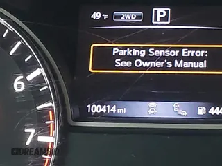 2018 Nissan Pathfinder SV z VIN 5N1DR2MM9JC666172, wystawiony jako IAAI lot #41953737 z przebiegiem 100 414 mil mil oraz . Historia ofert i sprzedaży dostępna na DreamBid. Obrazek 16.