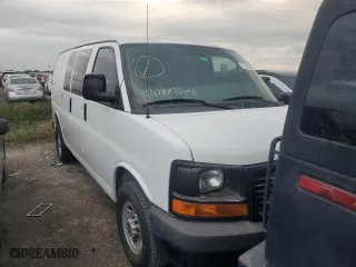 2016 GMC Savana Cargo Van with VIN 1GTW7AFF5G1150259, listed as a Copart auction lot 74745784 with 88,209 mi miles and Salvage Title. Bid and sale history available at carsss.com. Image 5.