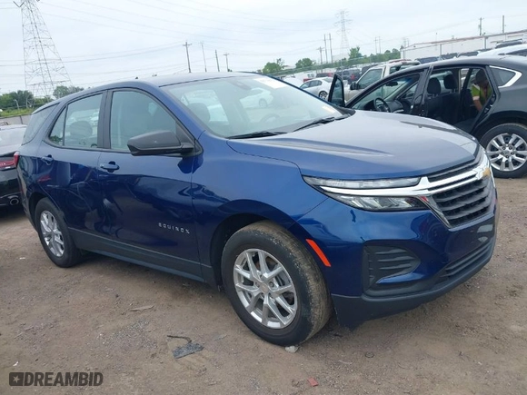 2022 Chevrolet Equinox LS with VIN 3GNAXHEV0NS163659, listed as a IAAI auction lot 39776372 with 82,994 mi miles. Bid and sale history available at carsss.com. Image 1.
