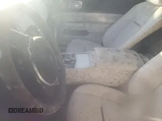 2018 Rolls-Royce Dawn z VIN SCA666D5XJU107625, wystawiony jako Copart lot #84906594 z przebiegiem Nie podano mil oraz Nie do naprawy. Historia ofert i sprzedaży dostępna na DreamBid. Obrazek 9.
