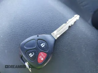 2009 Pontiac Vibe GT z VIN 5Y2SR67019Z423282, wystawiony jako IAAI lot #42231060 z przebiegiem 113 190 mil mil oraz . Historia ofert i sprzedaży dostępna na DreamBid. Obrazek 11.