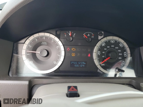 2008 Ford Escape XLS with VIN 1FMCU02Z38KA28478, listed as a Copart auction lot 62279955 with 166,124 mi miles and Salvage title. Bid and sale history available at DreamBid. Image 9.