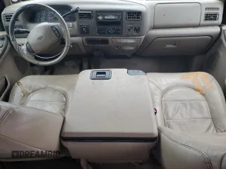 2000 Ford F-350 XL with VIN 1FTSX31F1YEB72688, listed as a Copart auction lot 44629215 with 262,552 mi miles and Salvage title. Bid and sale history available at DreamBid. Image 8.