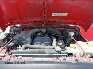 2003 Jeep Wrangler SE z VIN 1J4FA29113P323655, wystawiony jako IAAI lot #42704498 z przebiegiem 189 763 mil mil oraz . Historia ofert i sprzedaży dostępna na DreamBid. Obrazek 10.