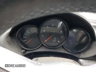 2019 Porsche 718 Boxster z VIN WP0CA2A87KS210113, wystawiony jako Copart lot #86159684 z przebiegiem Nie podano mil oraz Szkoda całkowita • Salvage title. Historia ofert i sprzedaży dostępna na DreamBid. Obrazek 9.