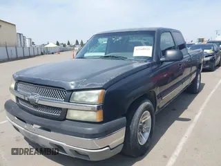 2004 Chevrolet Silverado 1500 Work Truck with VIN 2GCEC19V341293632, listed as a IAAI auction lot 42160525 with 243,632 mi miles. Bid and sale history available at carsss.com. Image 2.