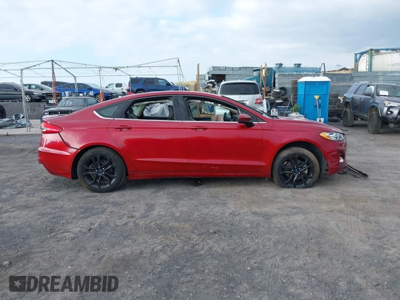 2019 Ford Fusion SE with VIN 3FA6P0HD2KR178210, listed as a IAAI auction lot 41665064 with 1 mi miles. Bid and sale history available at carsss.com. Image 12.