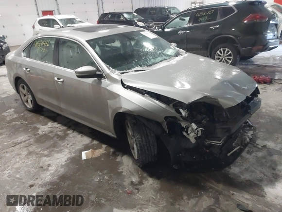 2013 Volkswagen Passat SE w/Sunroof & Nav with VIN 1VWBP7A30DC150018, listed as a IAAI auction lot 41580416 with 75,231 mi miles. Bid and sale history available at carsss.com. Image 1.