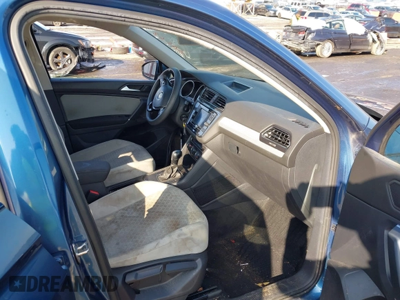 2020 Volkswagen Tiguan S with VIN 3VV1B7AXXLM002683, listed as a IAAI auction lot 41533012 with 108,257 mi miles and . Bid and sale history available at DreamBid. Image 5.