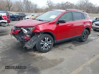 2017 Toyota RAV4 LE with VIN JTMZFREV1HJ125822, listed as a IAAI auction lot 41763849 with 91,429 mi miles and . Bid and sale history available at carsss.com. Image 2.