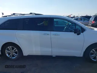 2023 Toyota Sienna XSE with VIN 5TDXSKFC7PS076599, listed as a IAAI auction lot 41548652 with 35,587 mi miles. Bid and sale history available at carsss.com. Image 14.