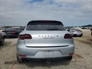2017 Porsche Macan GTS с VIN WP1AG2A53HLB52658, выставлен на аукционе Copart как лот 56451795 с пробегом 69 419 миль миль и На запчасти • Non repairable. История ставок и продаж доступна на DreamBid. Изображение 6.