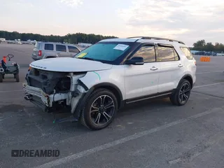 2013 Ford Explorer Sport z VIN 1FM5K8GT7DGB44569, wystawiony jako IAAI lot #40353201 z przebiegiem 146 860 mil mil oraz . Historia ofert i sprzedaży dostępna na DreamBid. Obrazek 18.