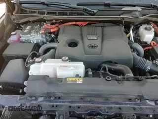 2025 Toyota Sequoia SR5 with VIN 7SVAAABA6SX055632, listed as a Copart auction lot 67477915 with 11,387 mi miles and Salvage title. Bid and sale history available at DreamBid. Image 16.