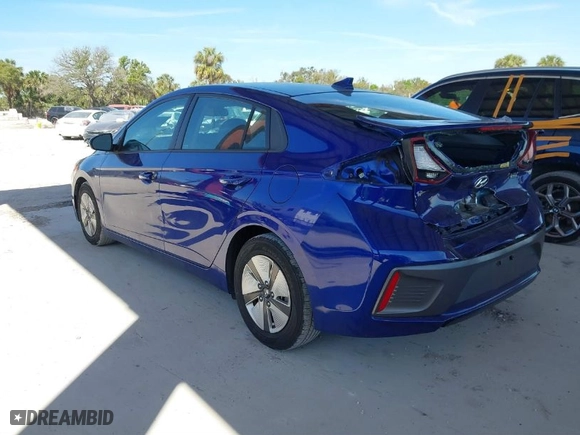 2020 Hyundai Ioniq Hybrid Blue with VIN KMHC65LC8LU241795, listed as a IAAI auction lot 41806566 with 63,774 mi miles. Bid and sale history available at carsss.com. Image 3.