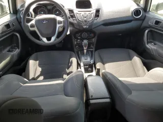 2019 Ford Fiesta SE z VIN 3FADP4BJ2KM147288, wystawiony jako Copart lot #55391125 z przebiegiem 83 887 mil mil oraz Szkoda całkowita • Salvage title. Historia ofert i sprzedaży dostępna na DreamBid. Obrazek 8.