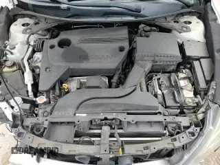 2016 Nissan Altima SR z VIN 1N4AL3AP6GC227944, wystawiony jako Copart lot #71069345 z przebiegiem 122 699 mil mil oraz Szkoda całkowita • Salvage title. Historia ofert i sprzedaży dostępna na DreamBid. Obrazek 16.