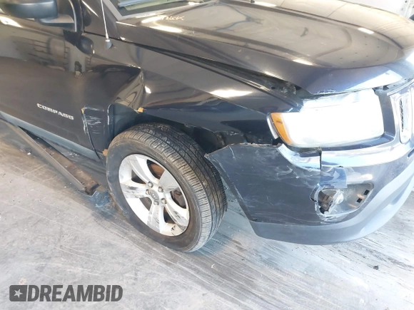 2011 Jeep Compass with VIN 1J4NF1FB5BD193738, listed as a IAAI auction lot 41581295 with 191,844 mi miles and . Bid and sale history available at DreamBid. Image 6.