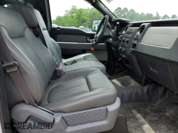 2014 Ford F-150 XL с VIN 1FTMF1EF1EKF40407, выставлен на аукционе Copart как лот 58567565 с пробегом 213 804 миль миль и Списание • Salvage title. История ставок и продаж доступна на DreamBid. Изображение 10.