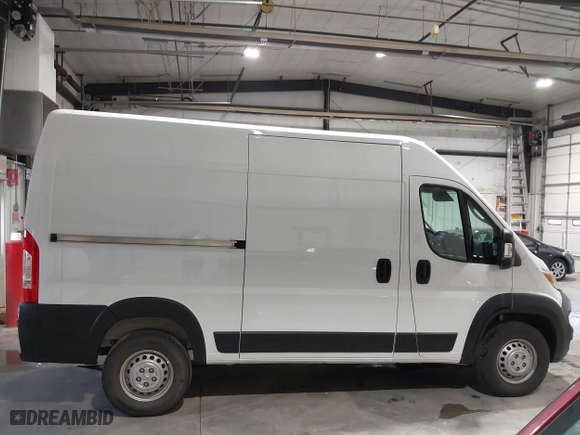 2025 Ram ProMaster Cargo Van Tradesman with VIN 3C6LRVCG1SE511954, listed as a IAAI auction lot 42079049 with 13,379 mi miles. Bid and sale history available at carsss.com. Image 13.