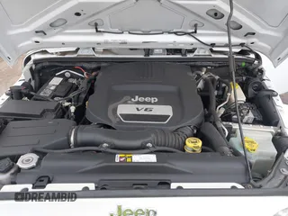 2016 Jeep Wrangler Unlimited Sahara с VIN 1C4HJWEG8GL345391, выставлен на аукционе IAAI как лот 42158328 с пробегом 61 020 миль миль и . История ставок и продаж доступна на DreamBid. Изображение 10.
