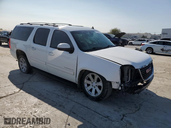 2014 GMC Yukon XL SLT with VIN 1GKS2KE70ER226972, listed as a Copart auction lot 70776944 with 234,145 mi miles and Salvage Title. Bid and sale history available at carsss.com. Image 4.