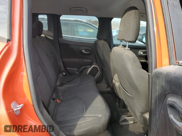 2015 Jeep Renegade Latitude with VIN ZACCJABH0FPB59012, listed as a Copart auction lot 46702535 with 63,692 mi miles and Clean Title. Bid and sale history available at carsss.com. Image 11.