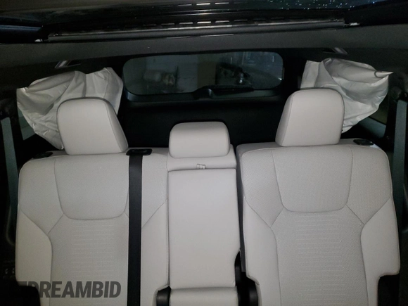 2024 Lexus TX 350 z VIN 5TDAAAB69RS012327, wystawiony jako Copart lot #46971175 z przebiegiem Nie podano mil oraz Szkoda całkowita • Salvage title. Historia ofert i sprzedaży dostępna na DreamBid. Obrazek 10.
