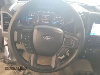 2019 Ford F-250 XL z VIN 1FT7W2B61KEF86319, wystawiony jako IAAI lot #42801635 z przebiegiem 31 051 mil mil oraz . Historia ofert i sprzedaży dostępna na DreamBid. Obrazek 25.