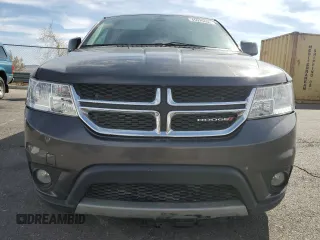 2019 Dodge Journey SE with VIN 3C4PDCBB2KT821156, listed as a Copart auction lot 45925665 with 93,045 mi miles and Salvage Title. Bid and sale history available at DreamBid. Image 5.