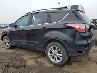 2017 Ford Escape SE z VIN 1FMCU0GD7HUD27649, wystawiony jako Copart lot #57398685 z przebiegiem 117 485 mil mil oraz Czysty tytuł • Clean title. Historia ofert i sprzedaży dostępna na DreamBid. Obrazek 2.