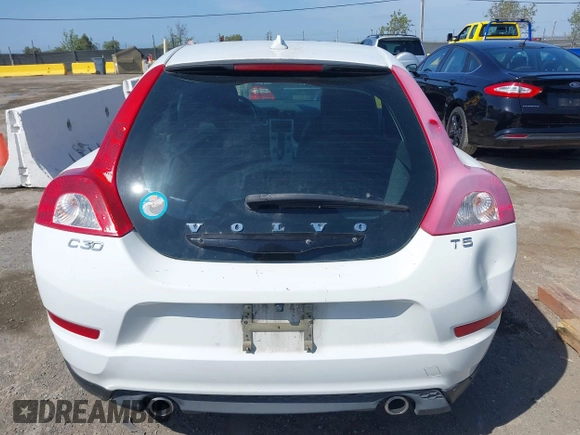 2013 Volvo C30 T5 with VIN YV1672MK1D2301684, listed as a IAAI auction lot 42041442 with 112,034 mi miles and . Bid and sale history available at DreamBid. Image 16.