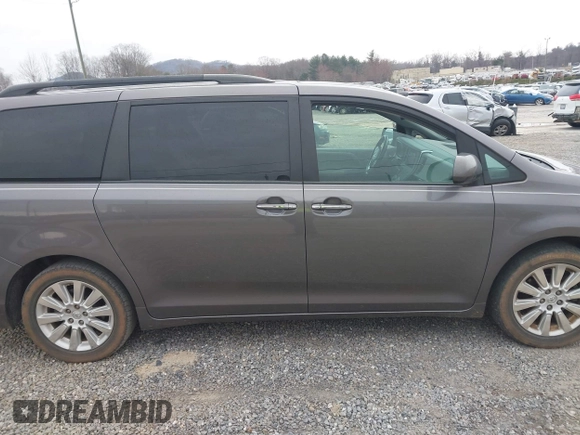 2015 Toyota Sienna Limited z VIN 5TDDK3DC6FS128167, wystawiony jako IAAI lot #41699588 z przebiegiem 179 723 mil mil oraz . Historia ofert i sprzedaży dostępna na DreamBid. Obrazek 13.