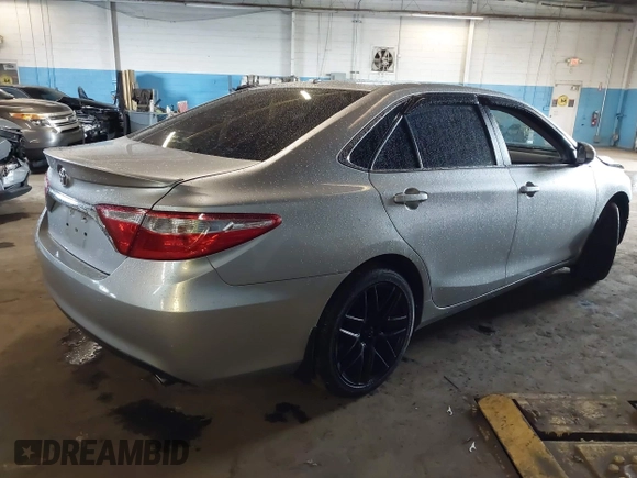 2017 Toyota Camry XLE z VIN 4T1BF1FK9HU759543, wystawiony jako IAAI lot #42264042 z przebiegiem 97 143 mil mil oraz . Historia ofert i sprzedaży dostępna na DreamBid. Obrazek 4.
