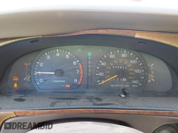 1996 Toyota Camry DX with VIN JT2BG12K2T0416797, listed as a IAAI auction lot 41789017 with 312,858 mi miles. Bid and sale history available at carsss.com. Image 7.