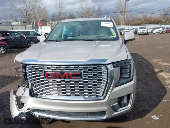 2021 GMC Yukon XL Denali with VIN 1GKS2JKL6MR373274, listed as a IAAI auction lot 41660282 with 88,373 mi miles. Bid and sale history available at carsss.com. Image 12.