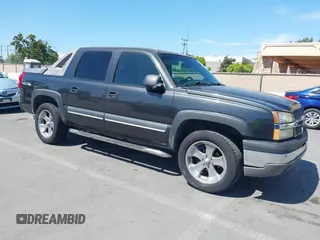 2004 Chevrolet Avalanche z VIN 3GNEK12T74G157482, wystawiony jako IAAI lot #42386139 z przebiegiem 109 444 mil mil oraz . Historia ofert i sprzedaży dostępna na DreamBid. Obrazek 1.