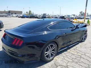 2016 Ford Mustang GT z VIN 1FA6P8CF1G5202692, wystawiony jako IAAI lot #42310670 z przebiegiem 87 491 mil mil oraz . Historia ofert i sprzedaży dostępna na DreamBid. Obrazek 4.