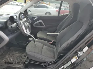 2014 Smart fortwo Pure с VIN WMEEJ3BA7EK761731, выставлен на аукционе Copart как лот 60268205 с пробегом 61 973 миль миль и Списание • Salvage title. История ставок и продаж доступна на DreamBid. Изображение 7.