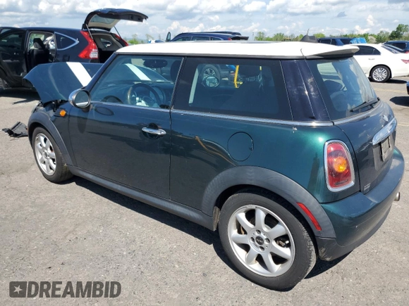 2010 MINI Hardtop z VIN WMWMF3C59ATZ21719, wystawiony jako Copart lot #56020765 z przebiegiem 96 249 mil mil oraz Szkoda całkowita • Salvage title. Historia ofert i sprzedaży dostępna na DreamBid. Obrazek 2.
