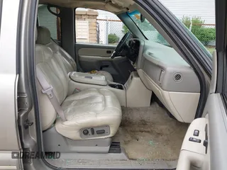 2001 Chevrolet Tahoe LT z VIN 1GNEK13T01R128643, wystawiony jako IAAI lot #42286231 z przebiegiem 186 852 mil mil oraz . Historia ofert i sprzedaży dostępna na DreamBid. Obrazek 5.