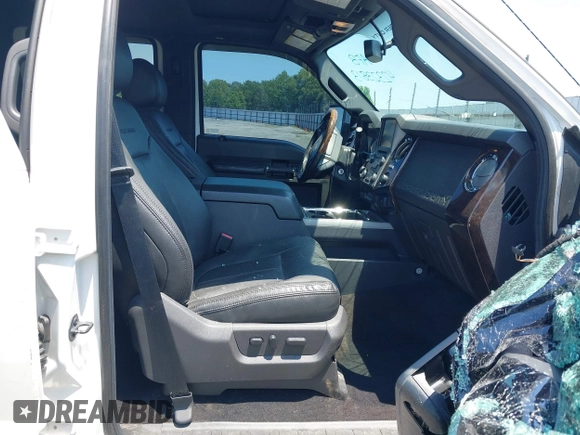 2013 Ford F-250 XL z VIN 1FT7W2BT6DEB55273, wystawiony jako IAAI lot #42323813 z przebiegiem 170 212 mil mil oraz . Historia ofert i sprzedaży dostępna na DreamBid. Obrazek 5.