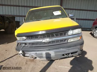 2002 Chevrolet Silverado 1500 LS with VIN 1GCEK19VX2Z244807, listed as a IAAI auction lot 41784212 with 246,067 mi miles. Bid and sale history available at carsss.com. Image 12.