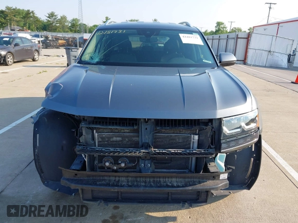 2018 Volkswagen Atlas SE z VIN 1V2DR2CA2JC550354, wystawiony jako IAAI lot #42481731 z przebiegiem 119 914 mil mil oraz . Historia ofert i sprzedaży dostępna na DreamBid. Obrazek 13.