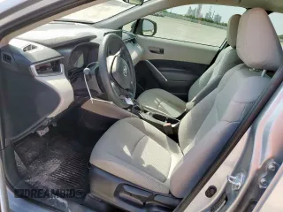 2023 Toyota Corolla Cross L z VIN 7MUAAAAG9PV039217, wystawiony jako Copart lot #57990905 z przebiegiem 13 405 mil mil oraz Szkoda całkowita • Salvage title. Historia ofert i sprzedaży dostępna na DreamBid. Obrazek 7.