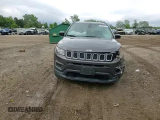 2018 Jeep Compass Sport с VIN 3C4NJDABXJT320991, выставлен на аукционе Copart как лот 58639125 с пробегом Не указан миль и Списание • Salvage title. История ставок и продаж доступна на DreamBid. Изображение 13.