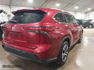 2021 Toyota Highlander XLE with VIN 5TDHZRBHXMS148904, listed as a IAAI auction lot 41750091 with 50,791 mi miles. Bid and sale history available at carsss.com. Image 4.