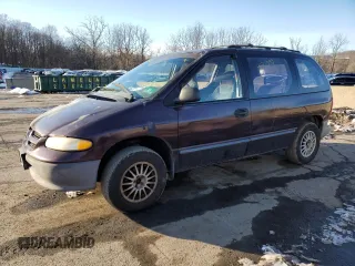 1997 Dodge Caravan with VIN 2B4FP25B9VR248592, listed as a Copart auction lot 44271395 with 136,274 mi miles and Non Repairable. Bid and sale history available at carsss.com. Image 1.